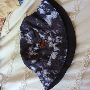 Michael Kors Bucket Hat